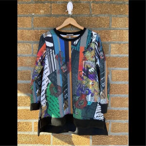 lynn ritchie silver graphic top size medium